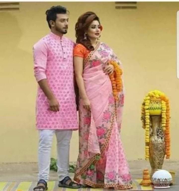 কাপল ড্রেস