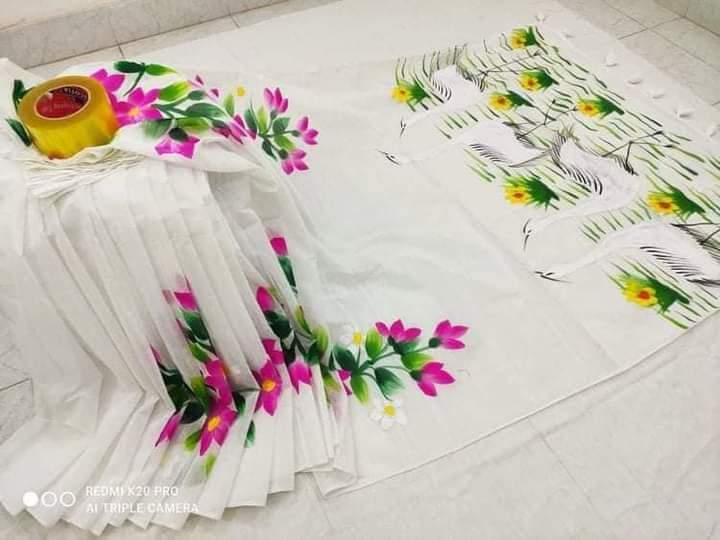 হ্যান্ডপ্রিন্ট শাড়ী