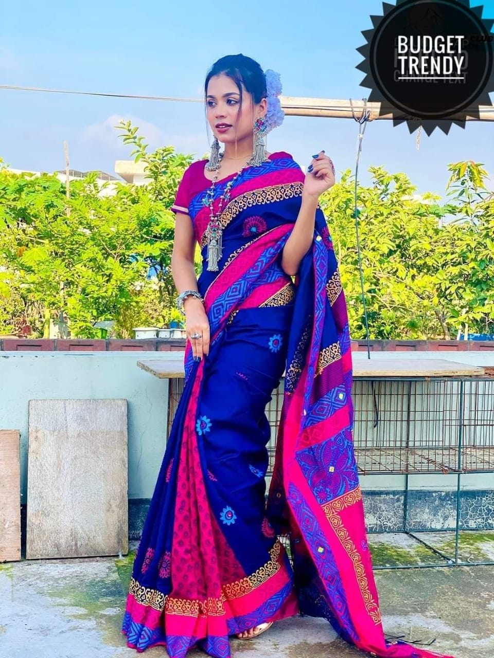হ্যান্ডপ্রিন্ট হাফসিল্ক শাড়ী