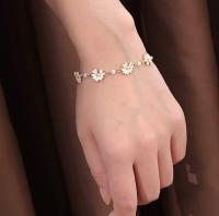 Korean Daisy Flower Bracelet for Women