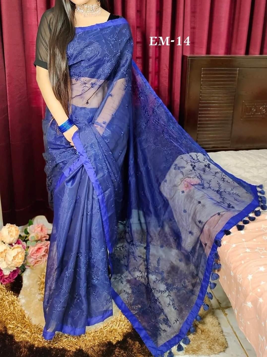 হাফসিল্ক শাড়ীতে এমব্রডারী কাজ করা