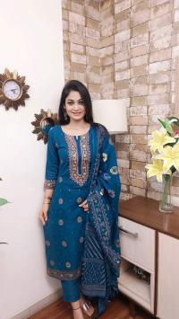 আনস্টিজ আফসান স্ক্রিন প্রিন্ট থ্রি-পিস