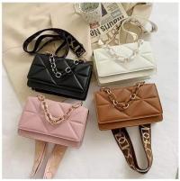 Exclusive Shape Triangle Bag