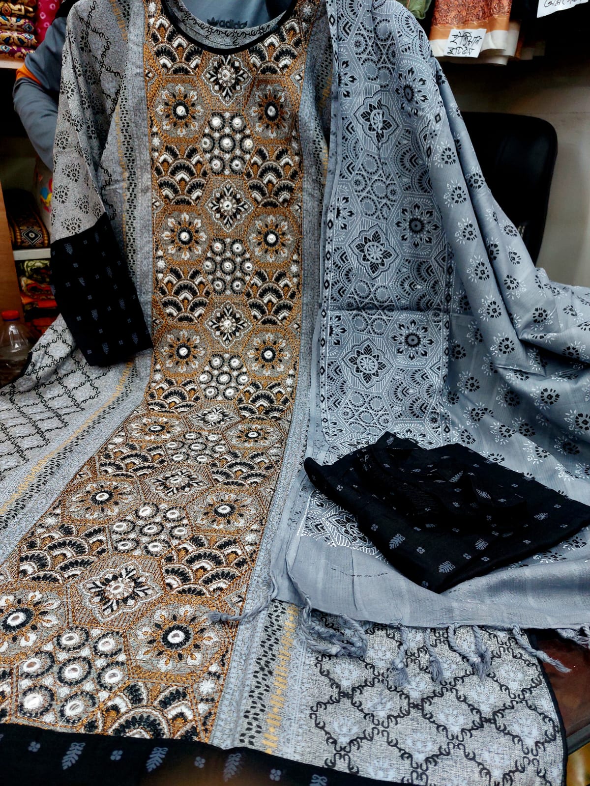 বুটিকস কটন থ্রি পিস কালেকশন 36