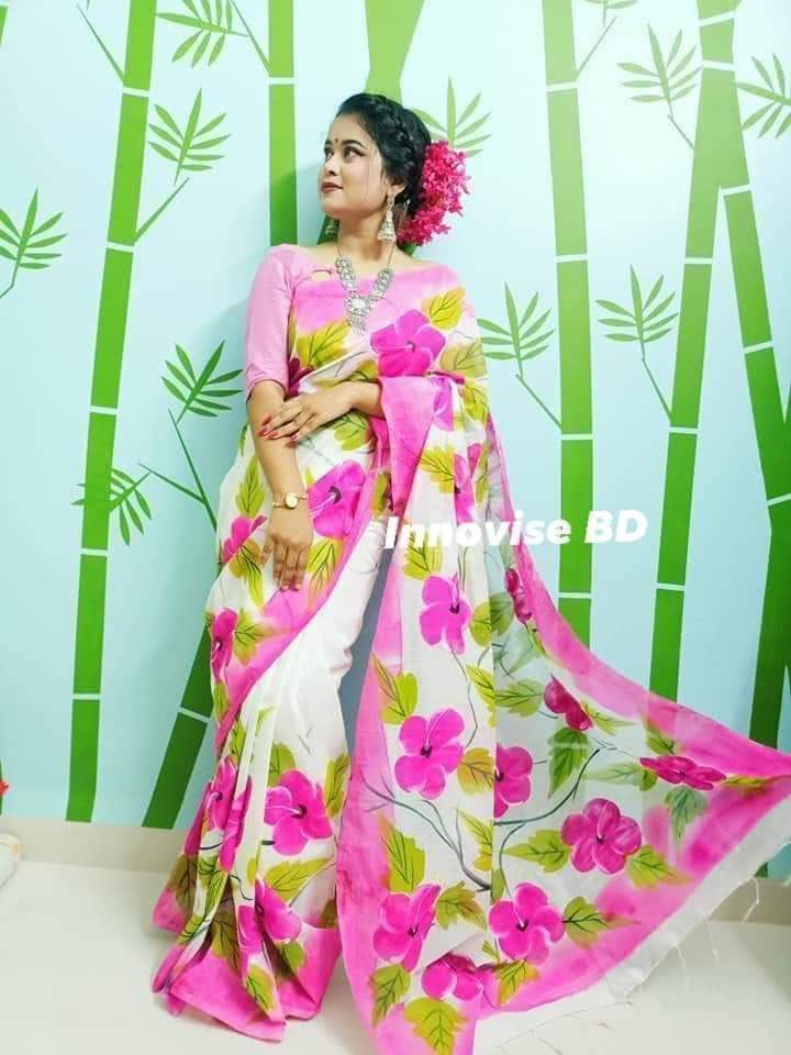 হাফসিল্ক শাড়ীতে  হ্যান্ডপ্রিন্ট তুলির কাজ করা