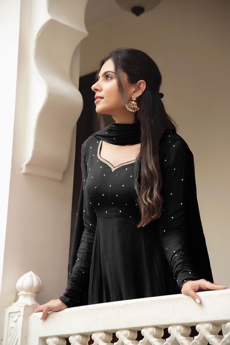 Black georgette plain heavy flair party wear gown