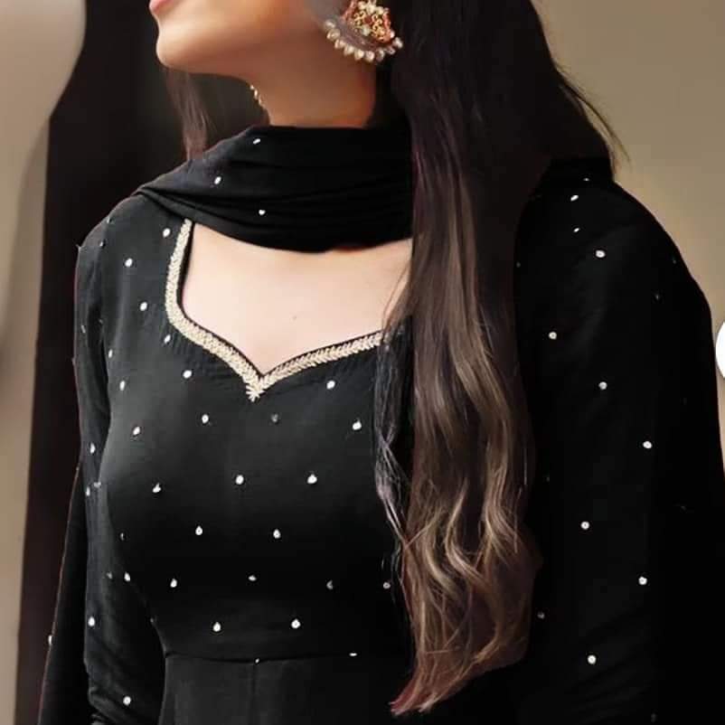 Black georgette plain heavy flair party wear gown 7655