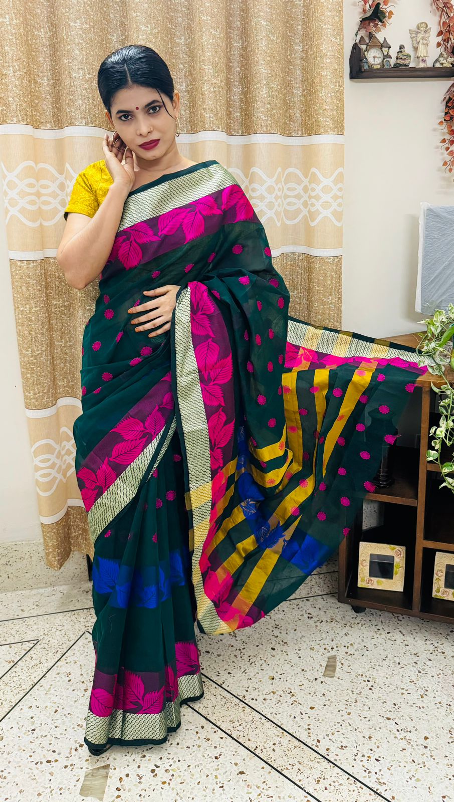 প্রিমিয়াম হাইব্রিড সুতি শাড়ি