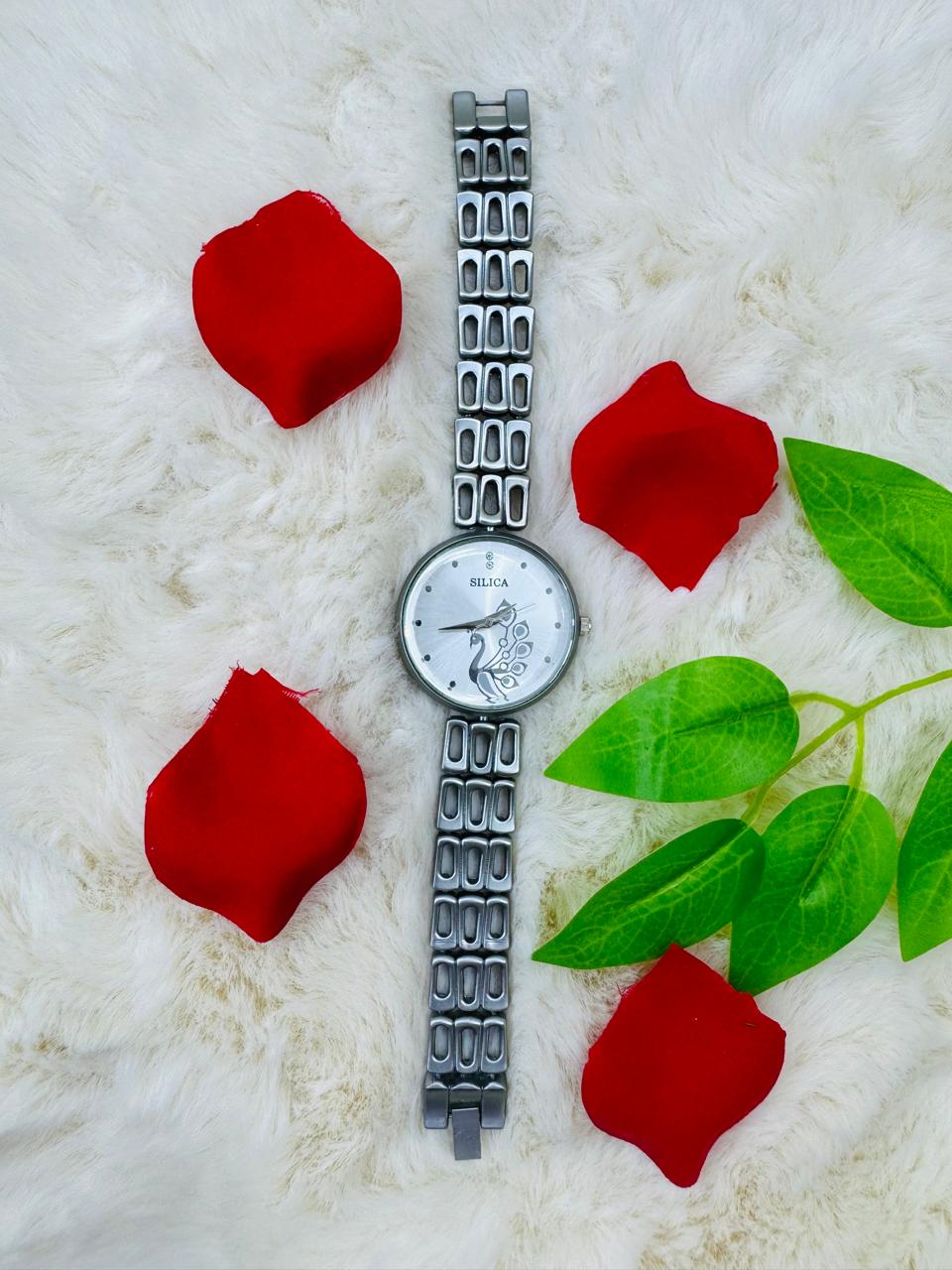 Ladies Stylish Watch with Box