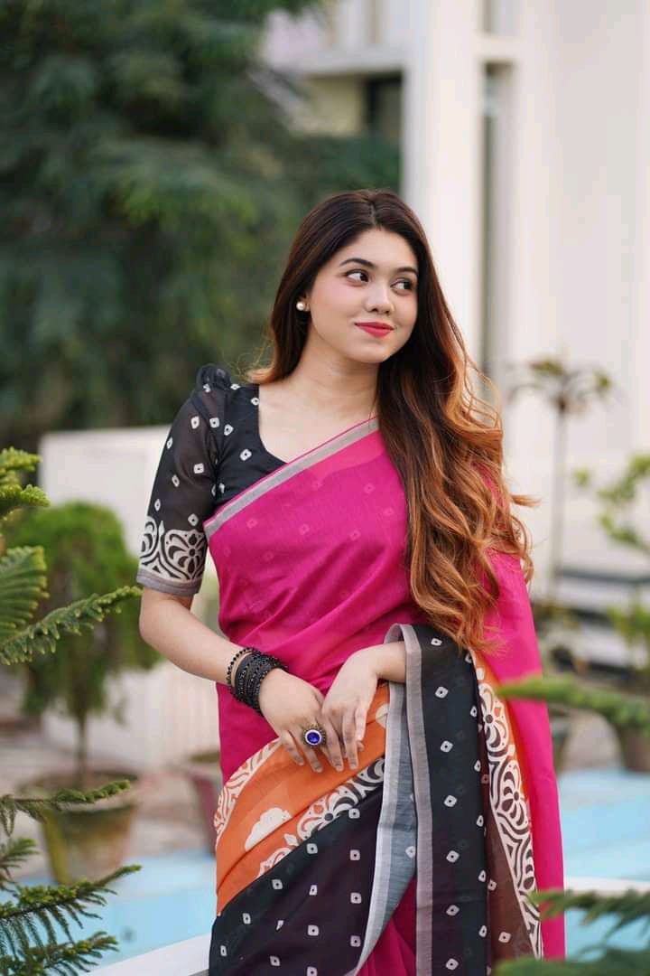 Adhuri silk sharee