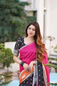 Adhuri silk sharee