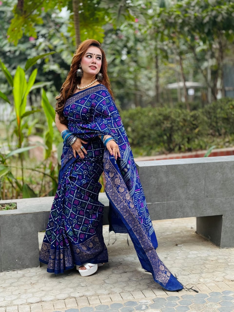 Dhupian Silk Sharee with Blaus Piece