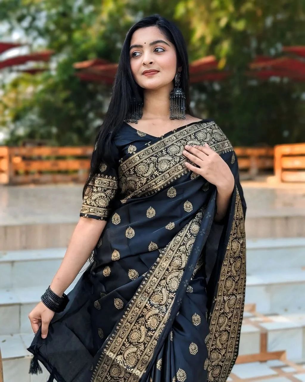 Japani Silk Skin Print Sharee with Blouse Piece