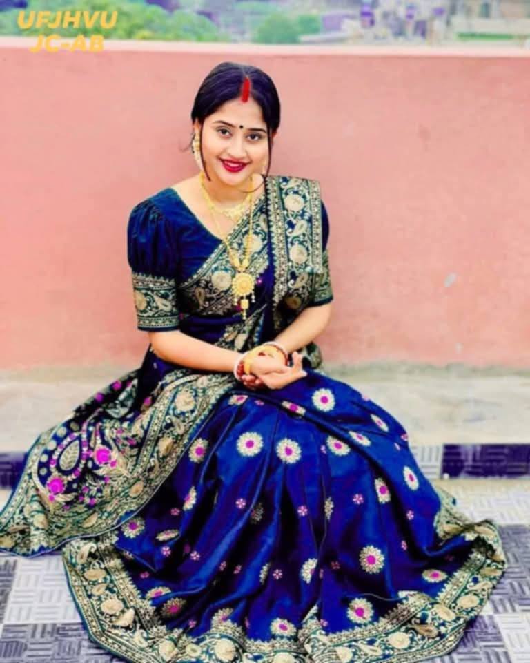 Japani Silk Skin Print Sharee with Blouse Piece