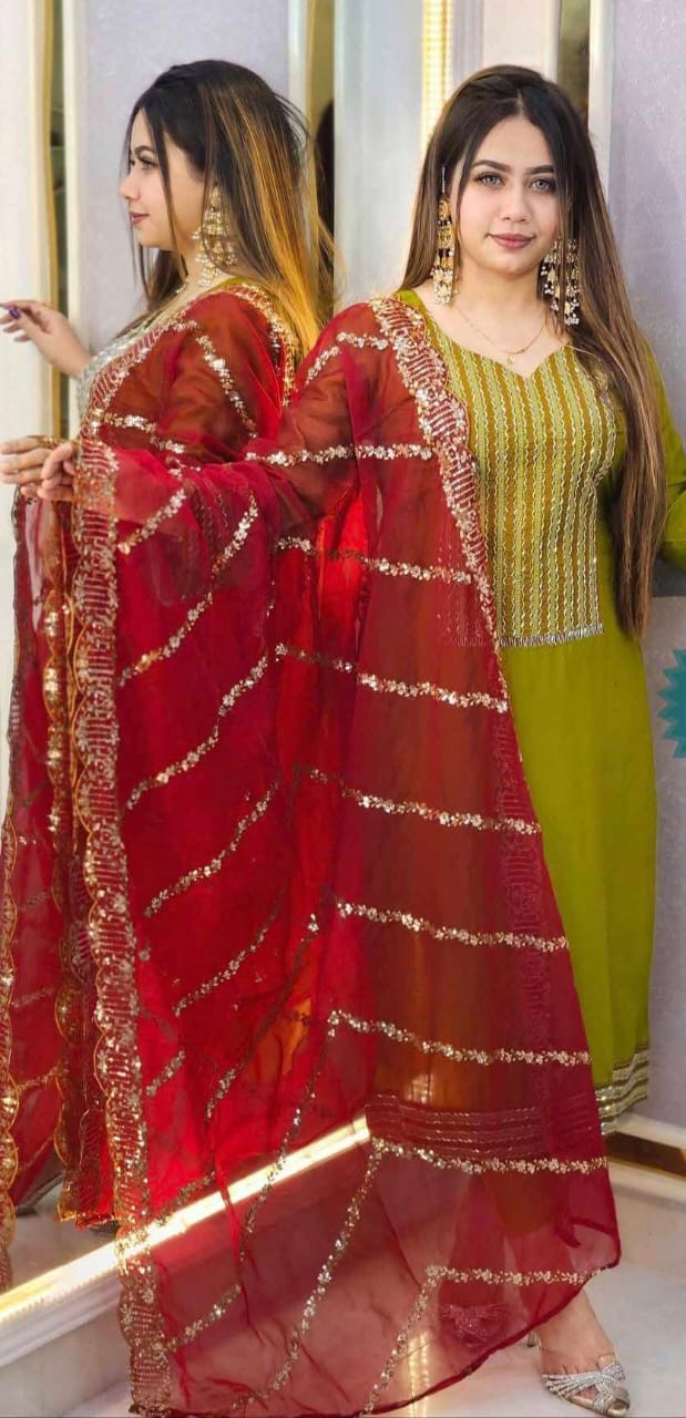 Linen Sequence Three Piece