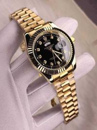 Gold Quartz  Watch For Men