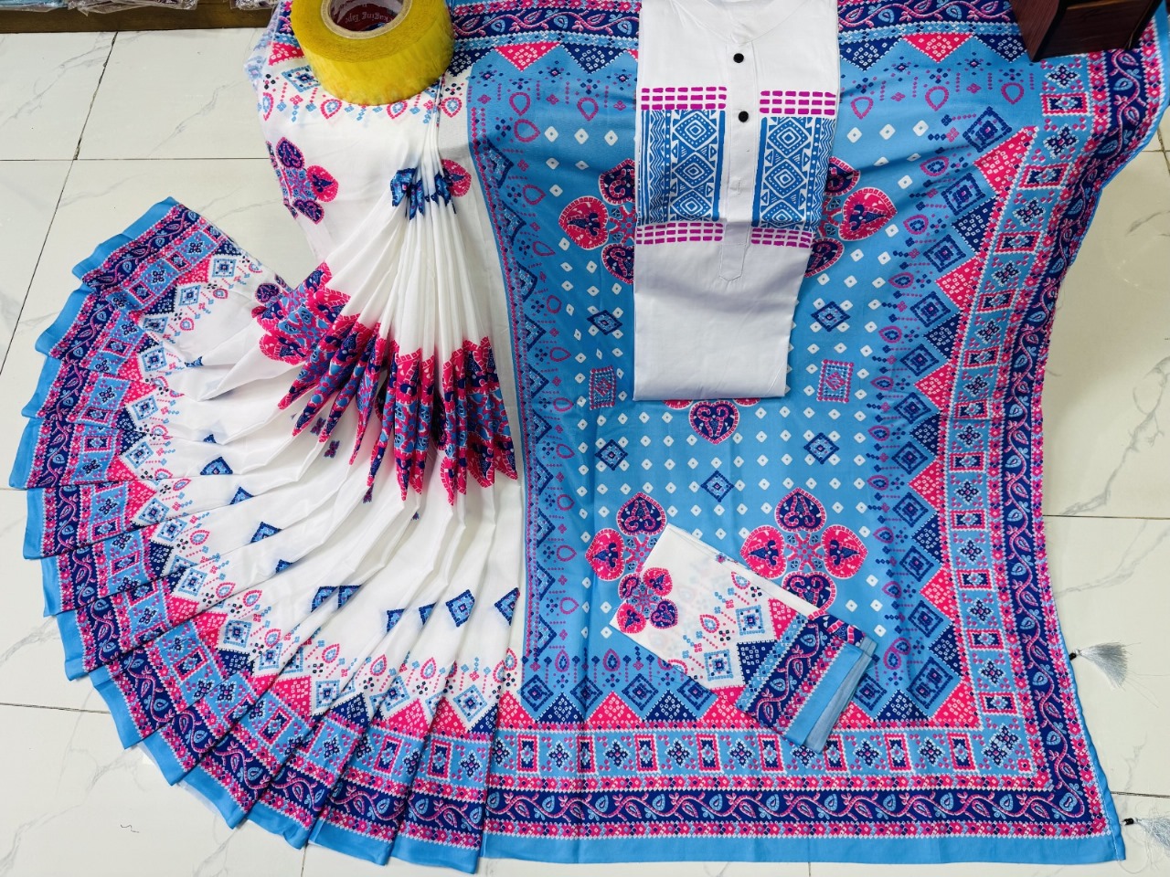 Sharee Panjabi Couple with Blouse Piece