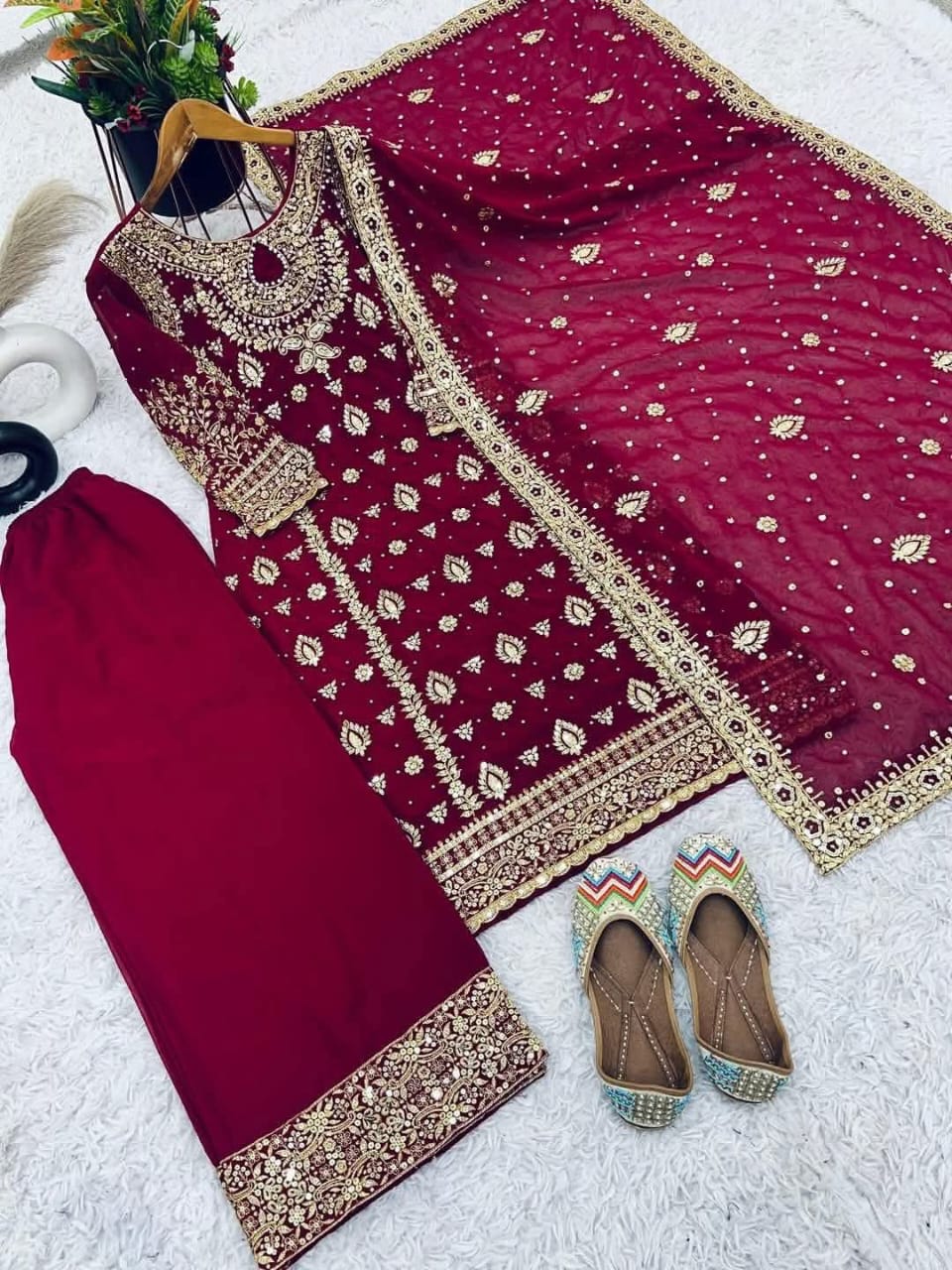 Jorjet Three Piece