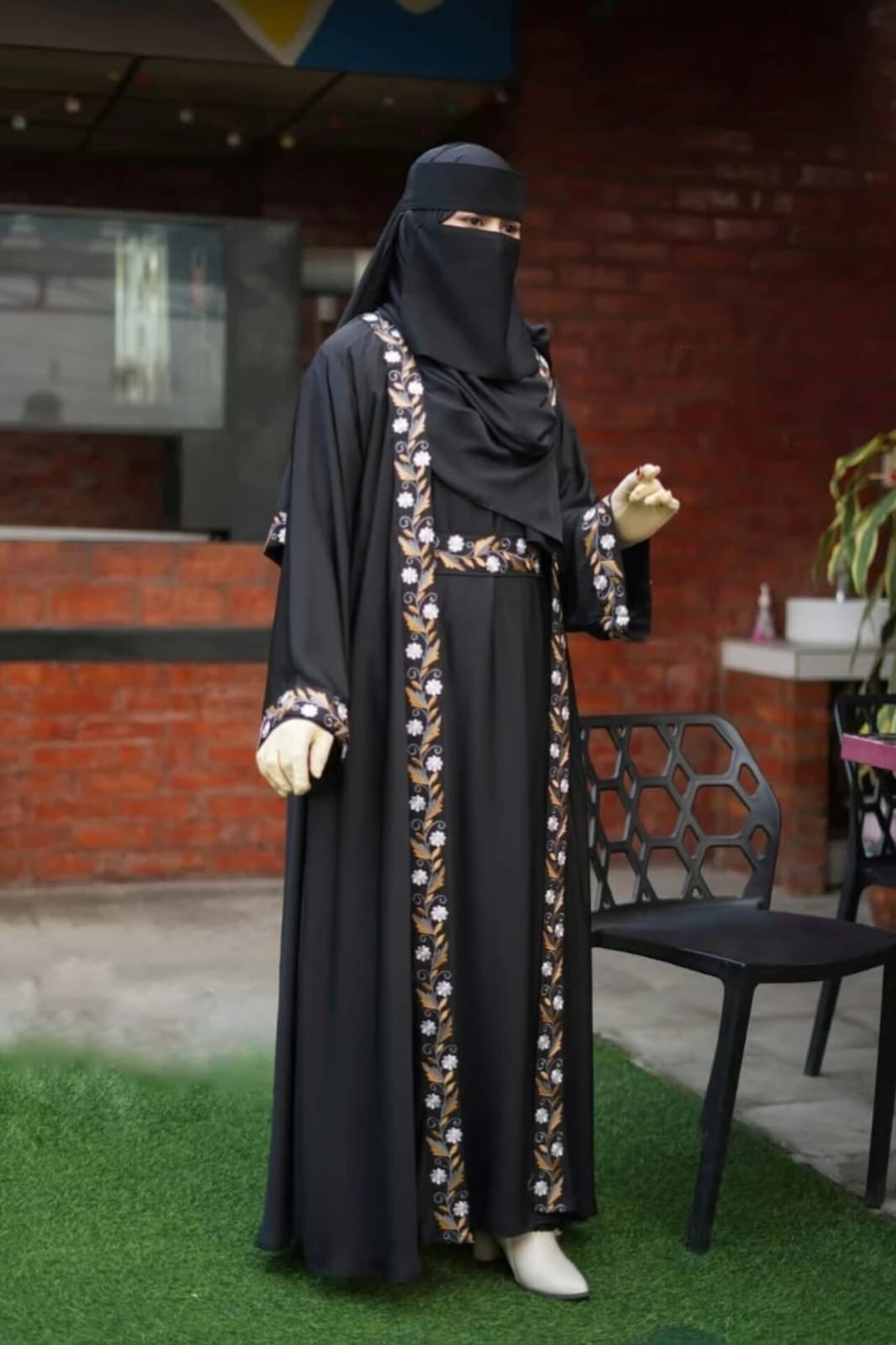 🧕 Dubai Cherry Borka – অরিজিনাল দুবাই ফেব্রিকে প্রিমিয়াম এম্ব্রয়ডারি ফুল সেট বোরকা