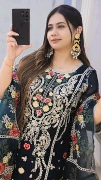 Pakistani Design 4-Piece Sada Bahar Tissue Set