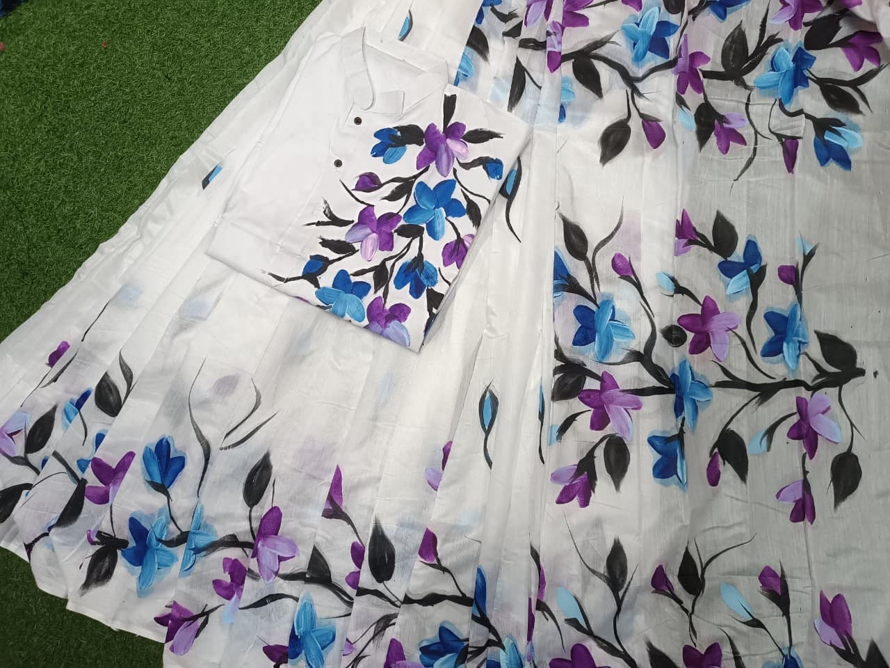 Hand Print Half Silk Couple Dress