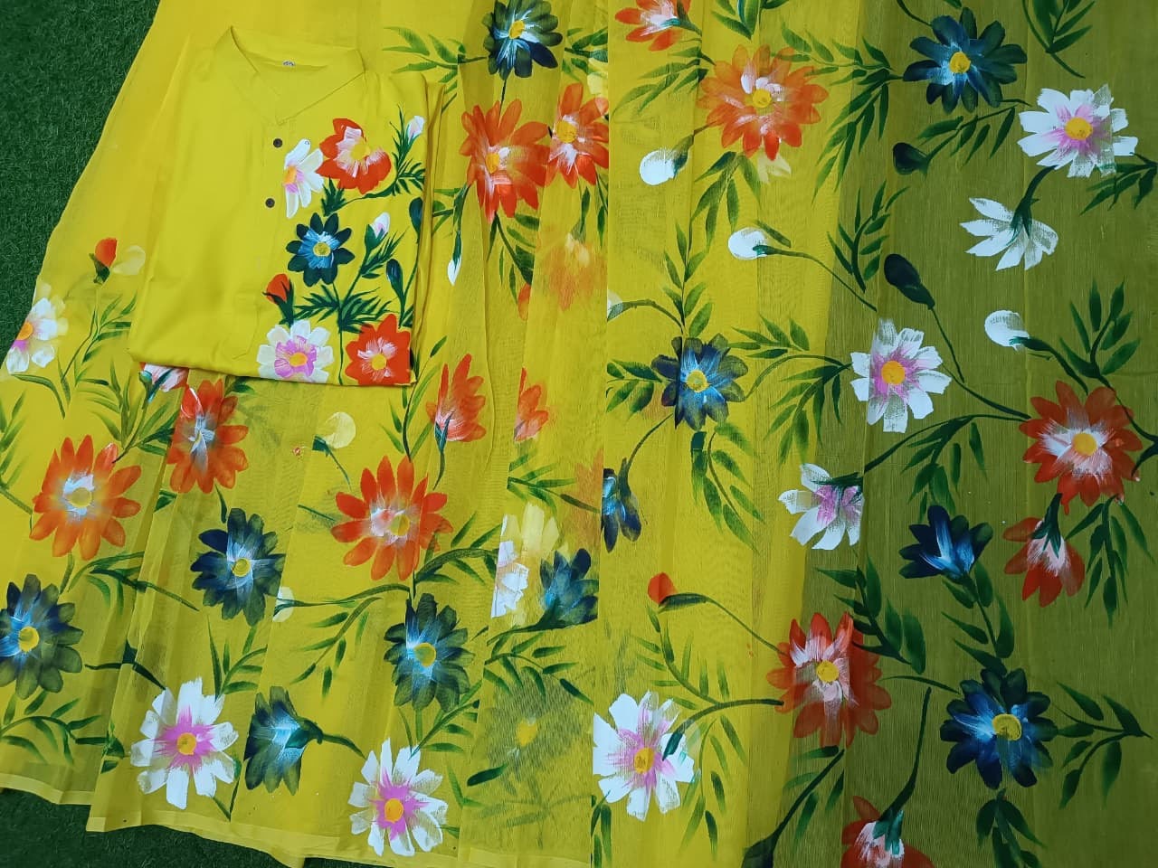 Hand Print Half Silk Couple Dress