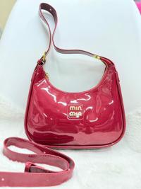 New minmin glossy purse