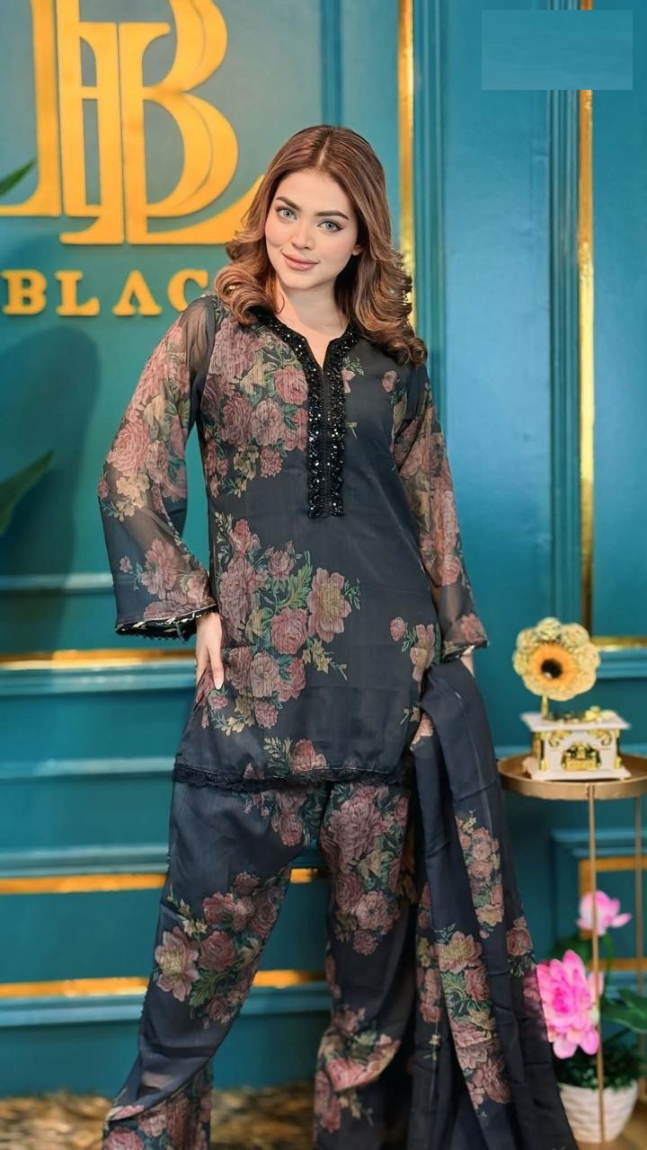 Pakistani Inspired Three peace