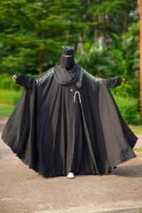 Irani Abaya