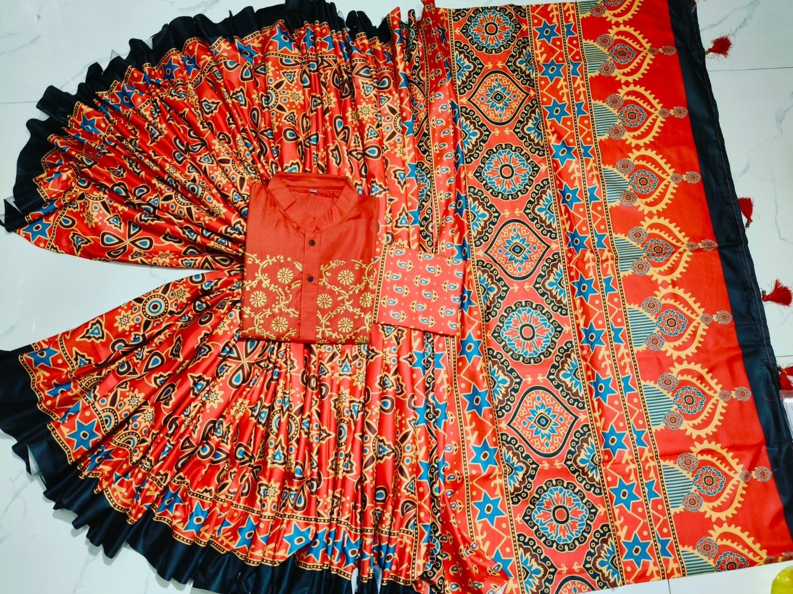 Sharee Panjabi Couple with Blouse Piece