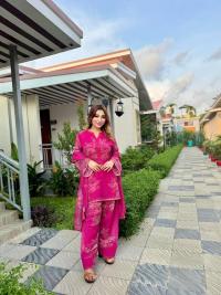 White Gold Georgette Three Piece