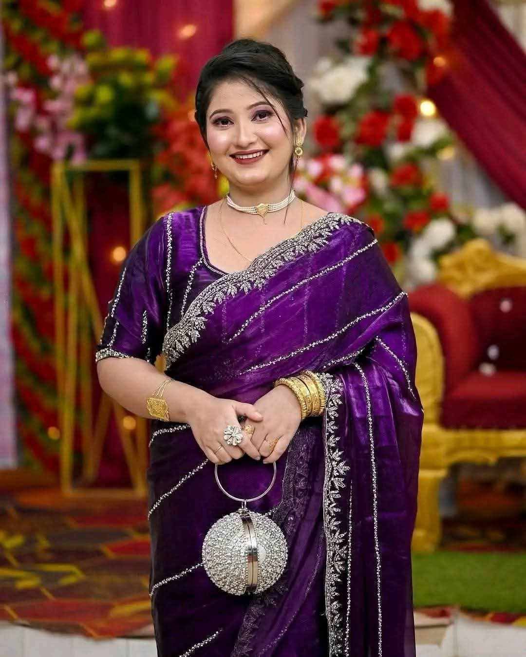 লেটেস্ট জর্জেট শাড়ি উইথ সূক্ষ্ম এমব্রয়ডারি - স্টাইলিশ ও আরামদায়ক ফ্যাব্রিক