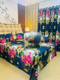 5 Pieces Comforter Set