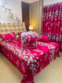 লাক্সারি ৫ পিস কম্ফর্টার সেট | কিং সাইজ বেডশীট ও কাভার সহ (৭/৭.৫ ফিট কম্ফর্টার)