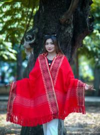 প্রিমিয়াম স্টাইলিশ উলের শাল/চাদর (টাঙ্গাইলের ঐতিহ্য) দৈর্ঘ্য: ৭৬ ইঞ্চি চওড়া: ৩২ ইঞ্চি