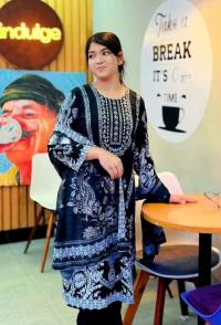 প্রিমিয়াম দুবাই চেরি ডিজিটাল প্রিন্ট থ্রি পিস উইথ কারচুপি কাজ | রেডিমেড ড্রেস | ৩৬-৪৪ সাইজ