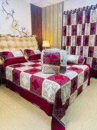 5 Pieces Comforter Set