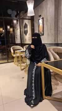 প্রিমিয়াম আবায়া ইন জোসনা | অরিজিনাল এমব্রয়ডারি কাজ করা দুবাই ফেব্রিক্স | কটি, ইনার ও হিজাব সহ সম্পূর্ণ সেট | সাইজ ৫০-৫৮