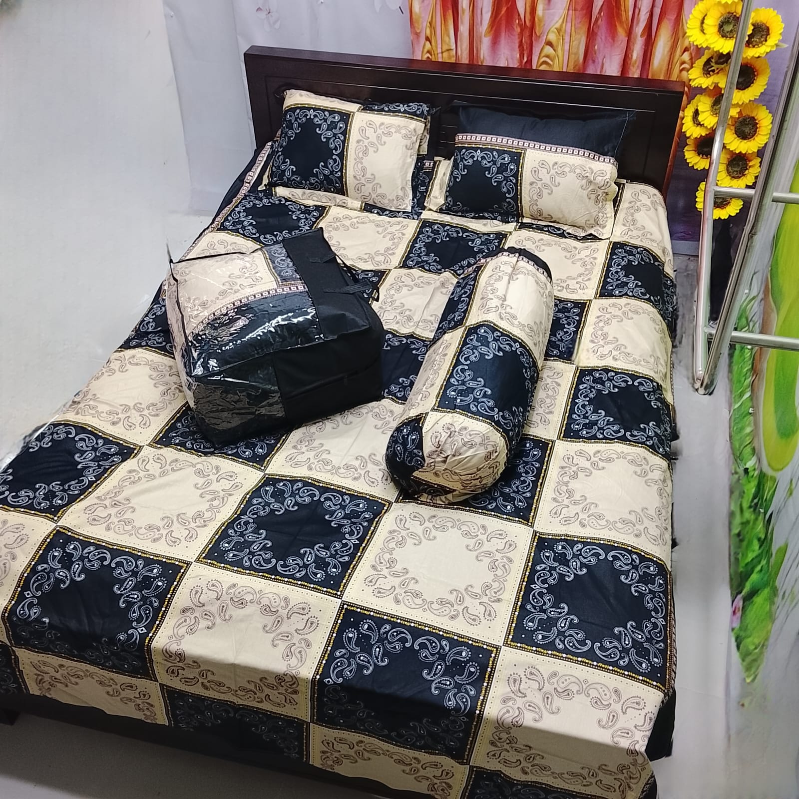 5 Pieces Comforter Set