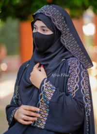 শাহজাদী আবায়া ফুল সেট | দুবাই চেরি কাপড় ও DMC পাথরের কাজ | ইনার, কটি ও হিজাব সহ ৩টি আইটেমের প্যাকেজ | ৫২-৫৬ লং এবং ৩৬-৪৬ বডি সাইজ