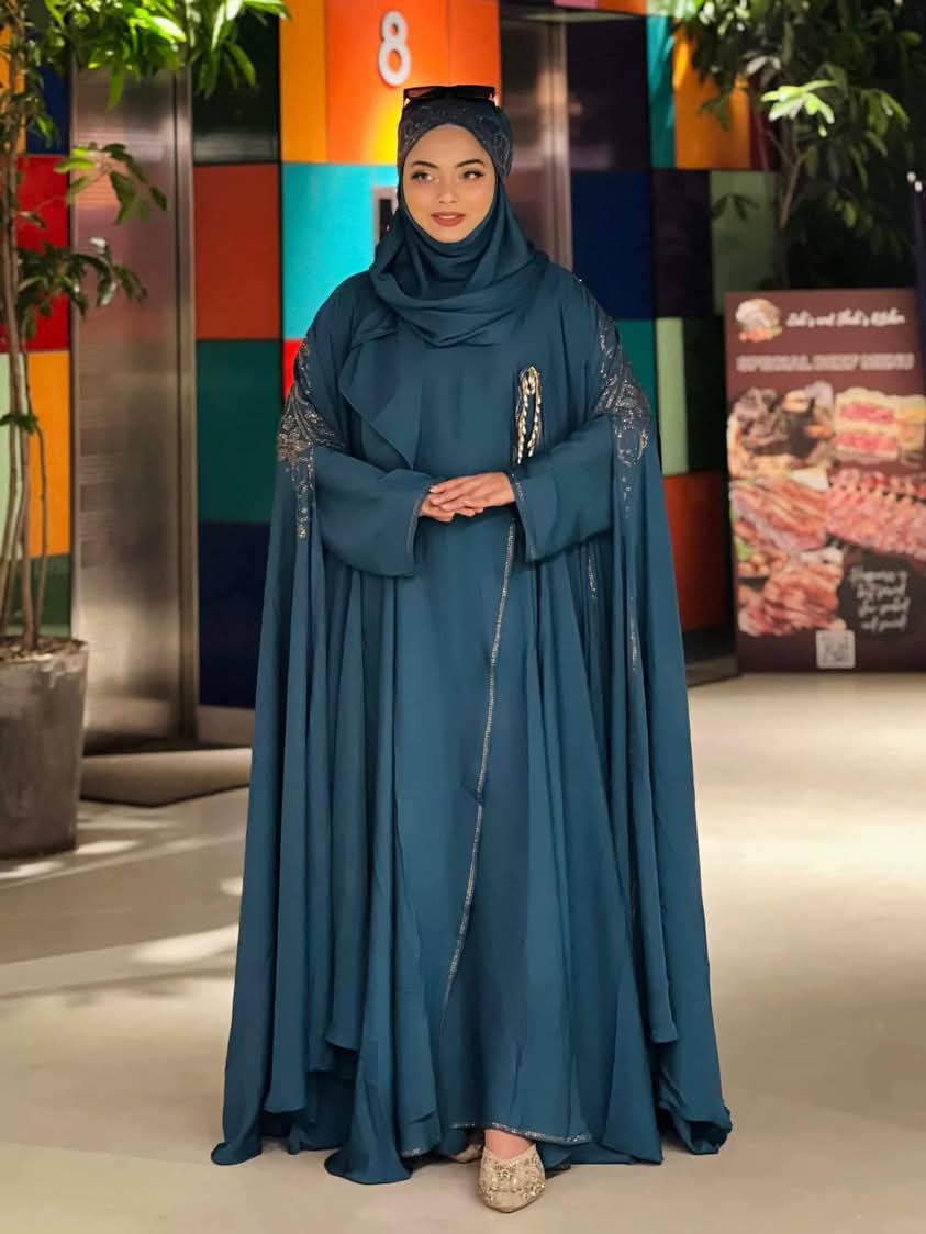 নূরজাহান আবায়া (Nurjahan Abaya) | প্রিমিয়াম দুবাই চেরি কাপড় ও DMC পাথরের কাজ | ৫২-৫৬ লং এবং ৩৬-৪৬ বডি সাইজ | এক্সক্লুসিভ বোরকা কালেকশন