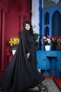 Nusayba Abaya