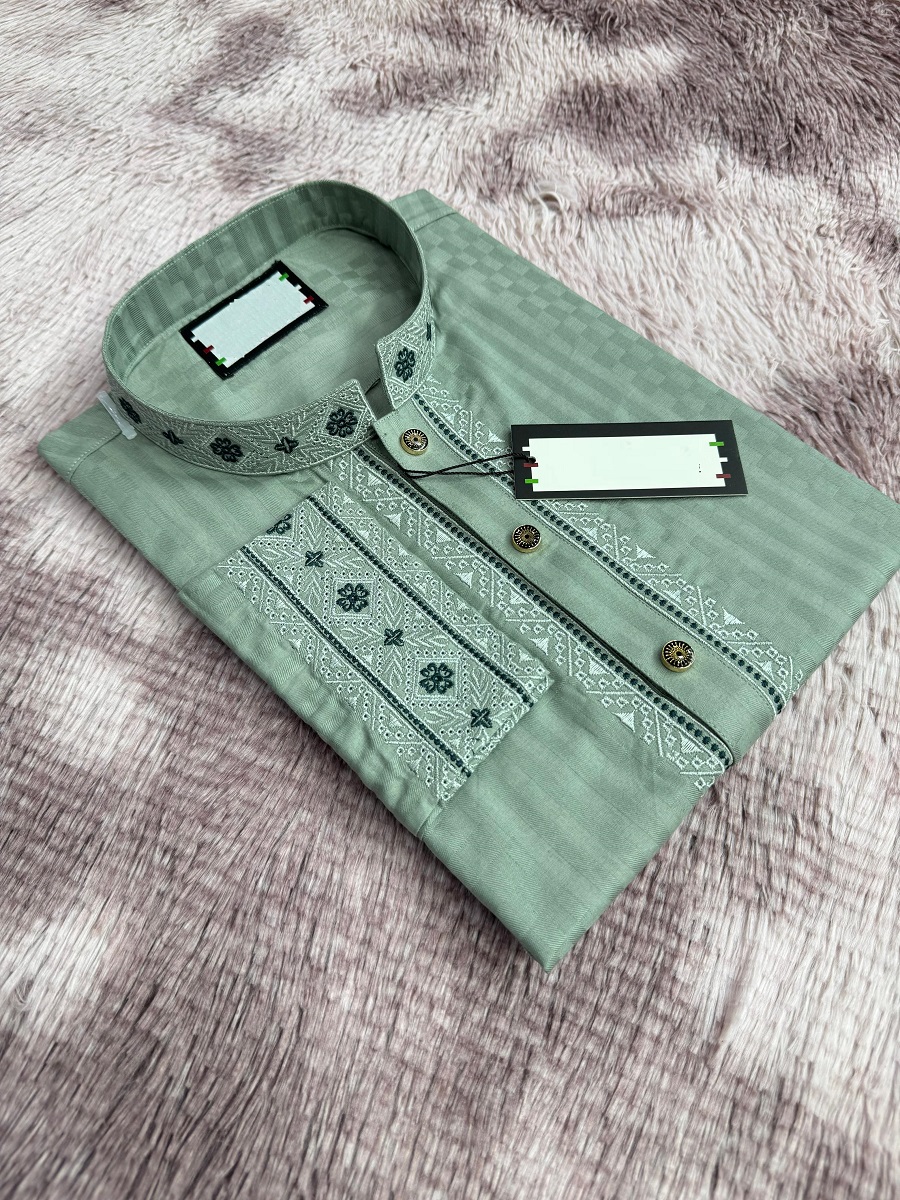 রাজকীয় এমব্রয়ডারি প্রিমিয়াম পাঞ্জাবি - আভিজাত্যের পূর্ণ প্রকাশ