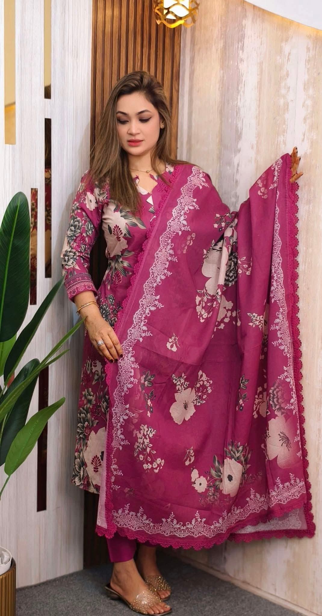 কটন স্ক্রিন ও ব্লক প্রিন্ট আনস্টিচড থ্রি-পিস কালেকশন