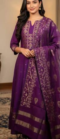 কটন স্ক্রিন ও ব্লক প্রিন্ট আনস্টিচড থ্রি-পিস কালেকশন