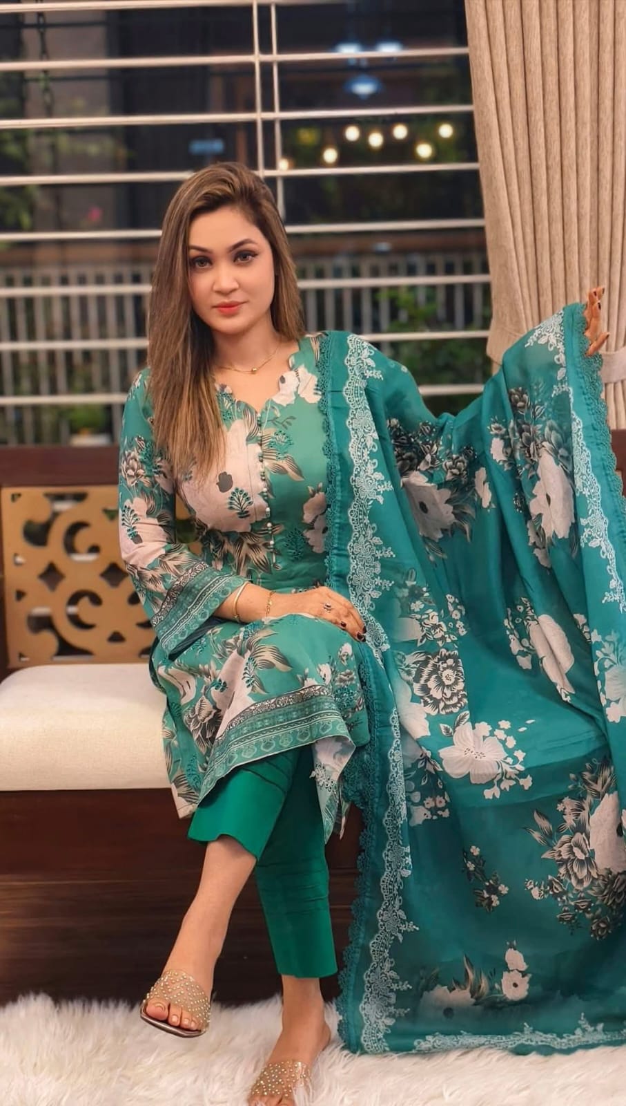 Unstitch Three Piece ⭐⭐⭐