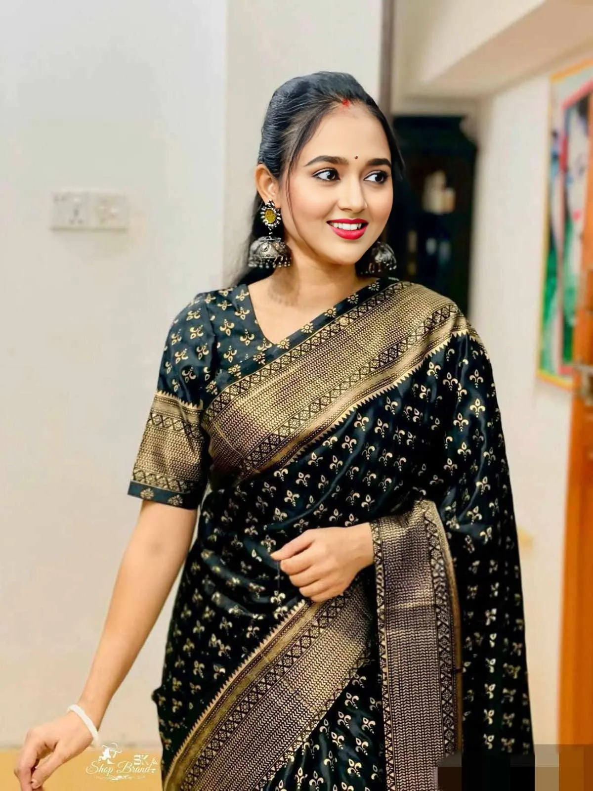 Premium Japani Silk Sharee with Skin Print and Matching Blouse Piece