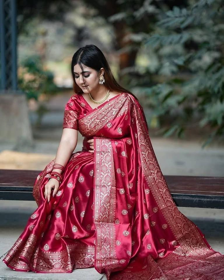 Premium Japani Silk Sharee with Skin Print and Matching Blouse Piece