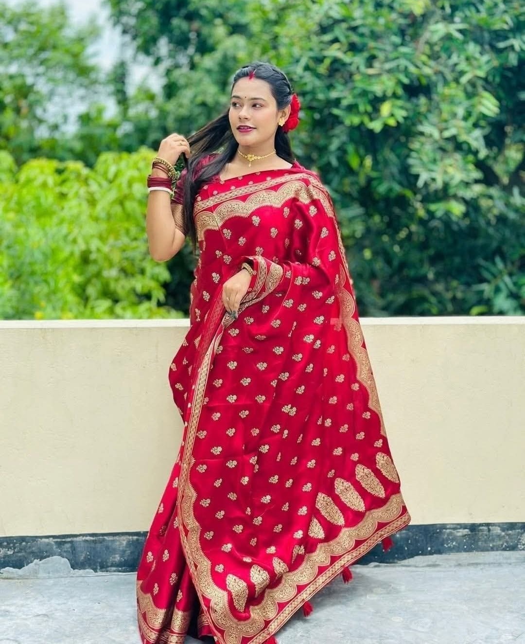 Premium Japani Silk Sharee with Skin Print and Matching Blouse Piece