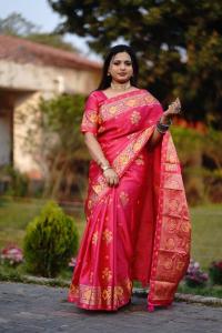 Premium Japani Silk Sharee with Skin Print and Matching Blouse Piece